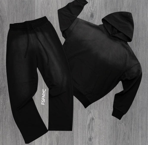 R - Fade Wash SweatSuit - Black - 885